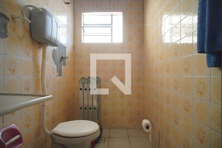 Casa à venda com 170m², 3 quartos e 5 vagas Casa à venda com 170m², 3 quartos e 5 vagasBanheiro