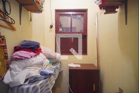 Casa à venda com 170m², 3 quartos e 5 vagas Casa à venda com 170m², 3 quartos e 5 vagasQuarto de Serviço
