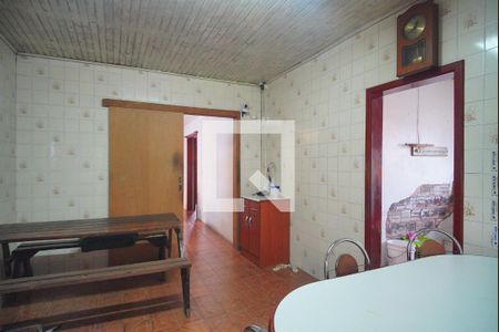 Casa à venda com 170m², 3 quartos e 5 vagas Casa à venda com 170m², 3 quartos e 5 vagasCozinha