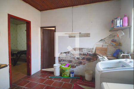 Casa à venda com 170m², 3 quartos e 5 vagas Casa à venda com 170m², 3 quartos e 5 vagas  Área de Serviço