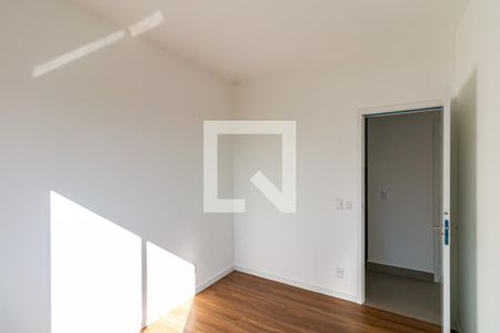 Apartamento à venda com 80m², 3 quartos e 2 vagasQuarto 2