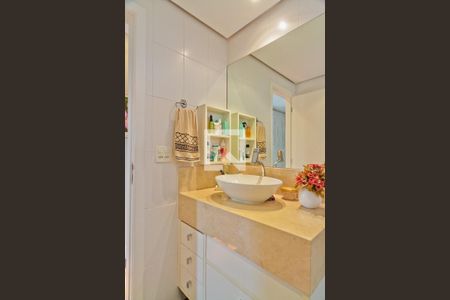 Apartamento à venda com 116m², 4 quartos e 3 vagas Apartamento à venda com 116m², 4 quartos e 3 vagasBanheiro da Suíte