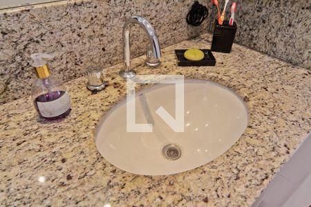 Apartamento à venda com 116m², 4 quartos e 3 vagas Apartamento à venda com 116m², 4 quartos e 3 vagasBanheiro Social