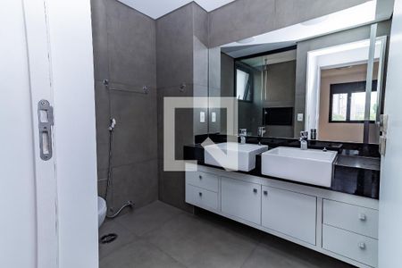 Apartamento à venda com 187m², 3 quartos e 3 vagasBanheiro da Suíte 3