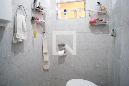 Casa à venda com 200m², 4 quartos e 3 vagasBanheiro 3