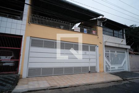 Casa à venda com 200m², 4 quartos e 3 vagasFachada