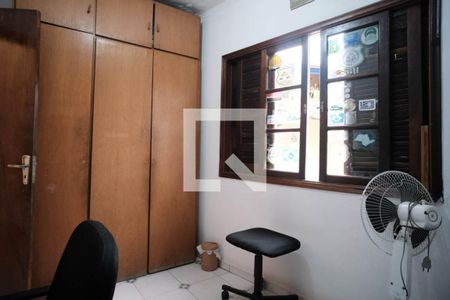 Casa à venda com 200m², 4 quartos e 3 vagasQuarto 2