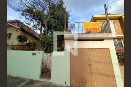 Casa à venda com 113m², 3 quartos e 1 vaga Casa à venda com 113m², 3 quartos e 1 vagaFachada