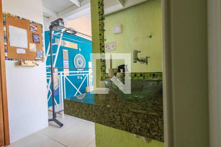 Apartamento para alugar com 179m², 3 quartos e 1 vaga Apartamento para alugar com 179m², 3 quartos e 1 vagaBanheiro Suíte 1