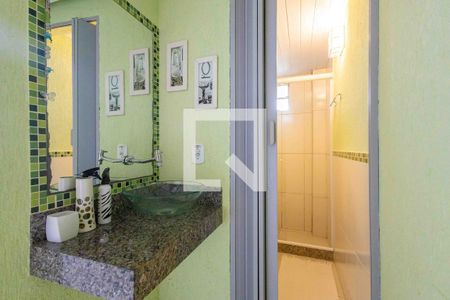 Apartamento para alugar com 179m², 3 quartos e 1 vaga Apartamento para alugar com 179m², 3 quartos e 1 vagaBanheiro Suíte 1