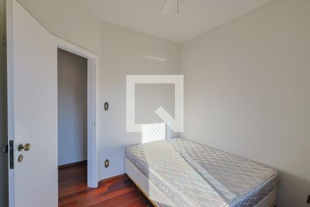 Quarto 1 de apartamento para alugar com 4 quartos, 180m² em Sagrada Família, Belo Horizonte