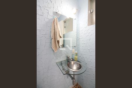 Casa à venda com 238m², 4 quartos e 4 vagasLavabo