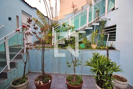 Casa à venda com 238m², 4 quartos e 4 vagasQuintal
