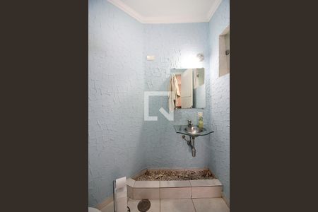 Casa à venda com 238m², 4 quartos e 4 vagasLavabo