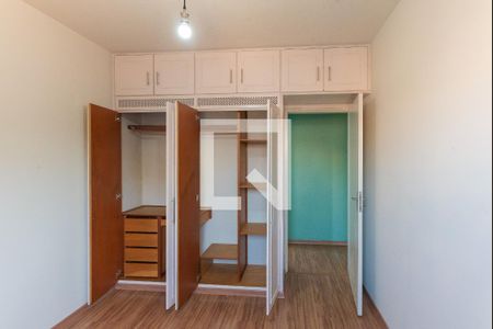 Apartamento à venda com 68m², 2 quartos e 1 vagaQuarto 2 - Armários