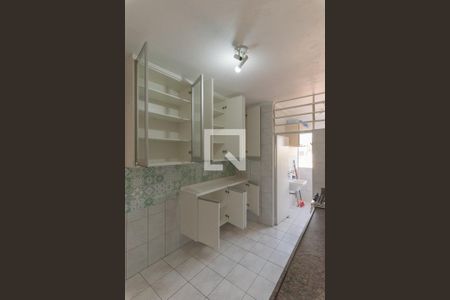 Apartamento à venda com 68m², 2 quartos e 1 vagaCozinha - Armários