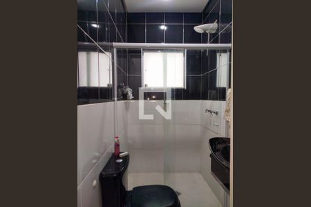 Casa à venda com 350m², 6 quartos e 5 vagasBanheiro da Suíte 2