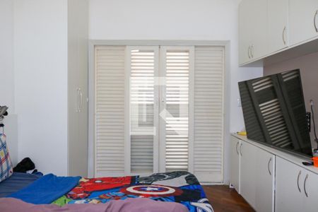 Casa à venda com 350m², 6 quartos e 5 vagasSuíte 2