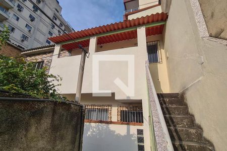 Casa de condomínio à venda com 67m², 2 quartos e sem vaga Casa de condomínio à venda com 67m², 2 quartos e sem vagaFachada