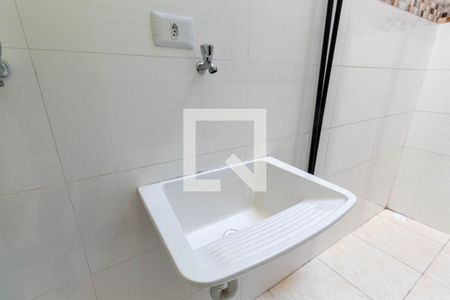 Casa de condomínio à venda com 58m², 2 quartos e 1 vaga Casa de condomínio à venda com 58m², 2 quartos e 1 vagaLavanderia