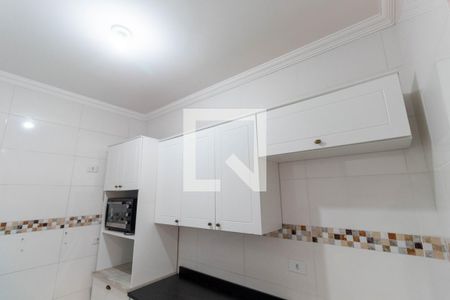 Casa de condomínio à venda com 58m², 2 quartos e 1 vaga Casa de condomínio à venda com 58m², 2 quartos e 1 vagaCozinha - Armários