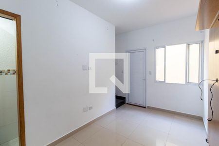 Sala de casa de condomínio à venda com 2 quartos, 58m² em Burgo Paulista, São Paulo