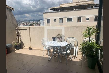 Apartamento à venda com 72m², 2 quartos e 2 vagas