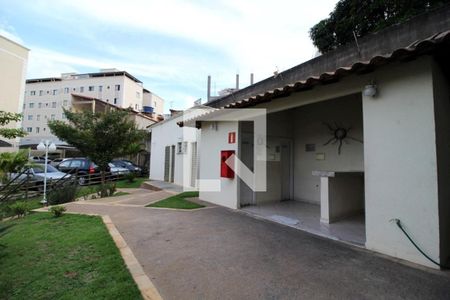 Apartamento à venda com 72m², 2 quartos e 2 vagas Apartamento à venda com 72m², 2 quartos e 2 vagasÁrea externa