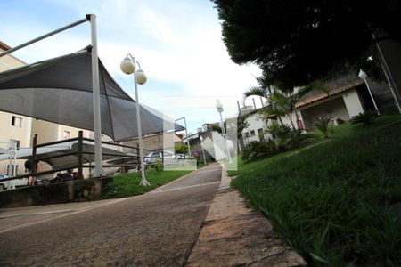Apartamento à venda com 72m², 2 quartos e 2 vagas Apartamento à venda com 72m², 2 quartos e 2 vagasÁrea externa
