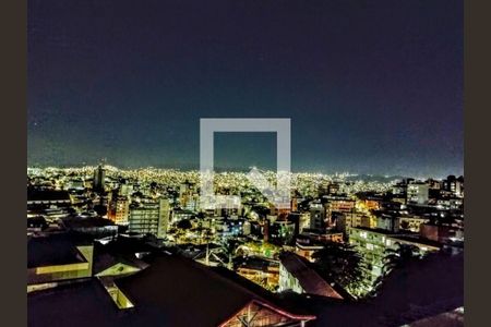 Apartamento à venda com 72m², 2 quartos e 2 vagas