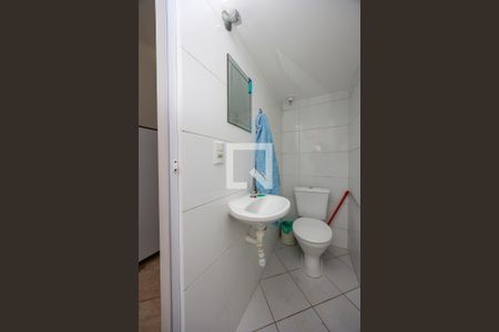 Casa à venda com 305m², 8 quartos e 1 vagaBanheiro 2