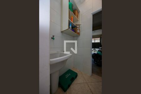 Casa à venda com 305m², 8 quartos e 1 vagaÁrea de Serviço 2