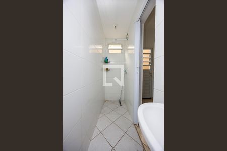 Casa à venda com 305m², 8 quartos e 1 vagaBanheiro 2