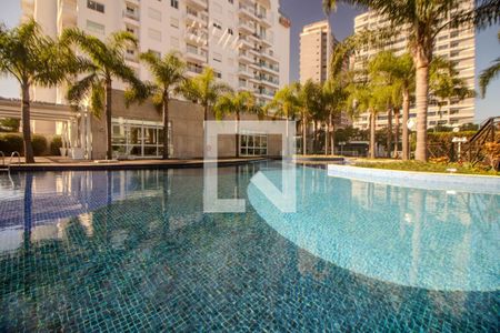 Apartamento à venda com 81m², 2 quartos e 2 vagasÁrea comum - Piscina