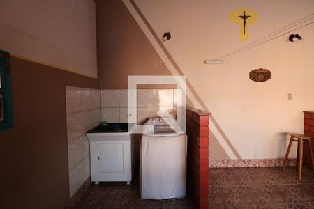 Casa à venda com 170m², 4 quartos e 2 vagasLavanderia