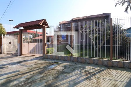 Casa à venda com 170m², 4 quartos e 2 vagasFachada
