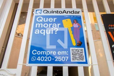 Apartamento à venda com 174m², 3 quartos e 2 vagas Apartamento à venda com 174m², 3 quartos e 2 vagasPlaquinha