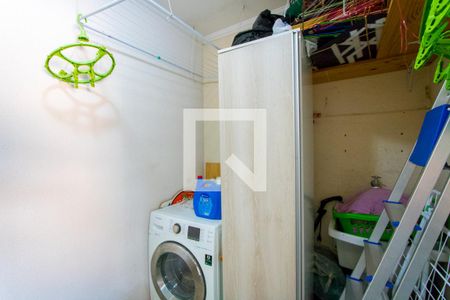 Apartamento à venda com 174m², 3 quartos e 2 vagas Apartamento à venda com 174m², 3 quartos e 2 vagasÁrea de serviço