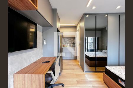Quarto de kitnet/studio para alugar com 0 quarto, 26m² em Campo Belo, São Paulo