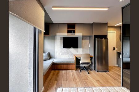 Quarto de kitnet/studio para alugar com 0 quarto, 26m² em Campo Belo, São Paulo