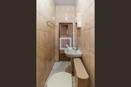 Banheiro de kitnet/studio para alugar com 1 quarto, 38m² em Jardim Planalto, São Paulo