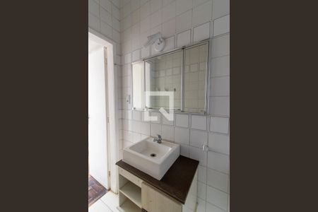 Quarto 1 - Banheiro  de apartamento para alugar com 3 quartos, 98m² em Rio Branco, Porto Alegre