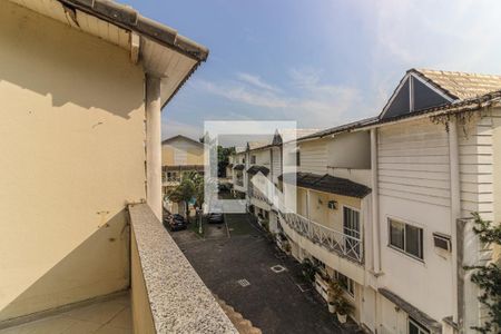 Casa de condomínio à venda com 116m², 3 quartos e 1 vagaTerraço