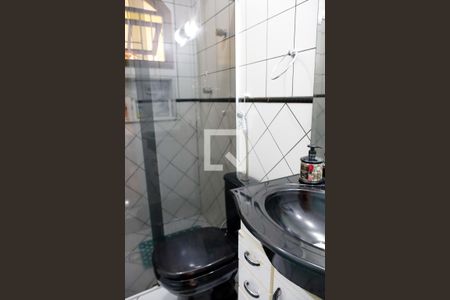 Casa à venda com 195m², 3 quartos e 4 vagas Casa à venda com 195m², 3 quartos e 4 vagasBanheiro da Suíte 3