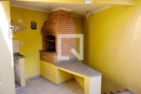 Casa à venda com 195m², 3 quartos e 4 vagas Casa à venda com 195m², 3 quartos e 4 vagasÁrea comum - Churrasqueira