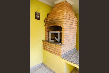 Casa à venda com 195m², 3 quartos e 4 vagas Casa à venda com 195m², 3 quartos e 4 vagasÁrea comum - Churrasqueira
