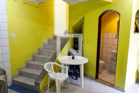 Casa à venda com 195m², 3 quartos e 4 vagas Casa à venda com 195m², 3 quartos e 4 vagasLavanderia