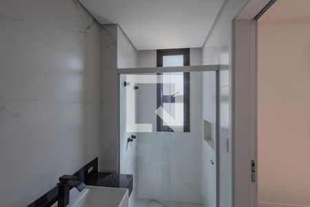 Apartamento à venda com 80m², 3 quartos e 2 vagasBanheiro Quarto 2