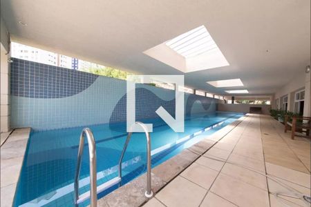 Apartamento à venda com 90m², 2 quartos e 2 vagas Apartamento à venda com 90m², 2 quartos e 2 vagasPiscina