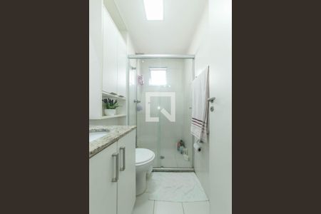 Apartamento à venda com 90m², 2 quartos e 2 vagas Apartamento à venda com 90m², 2 quartos e 2 vagasBanheiro Social